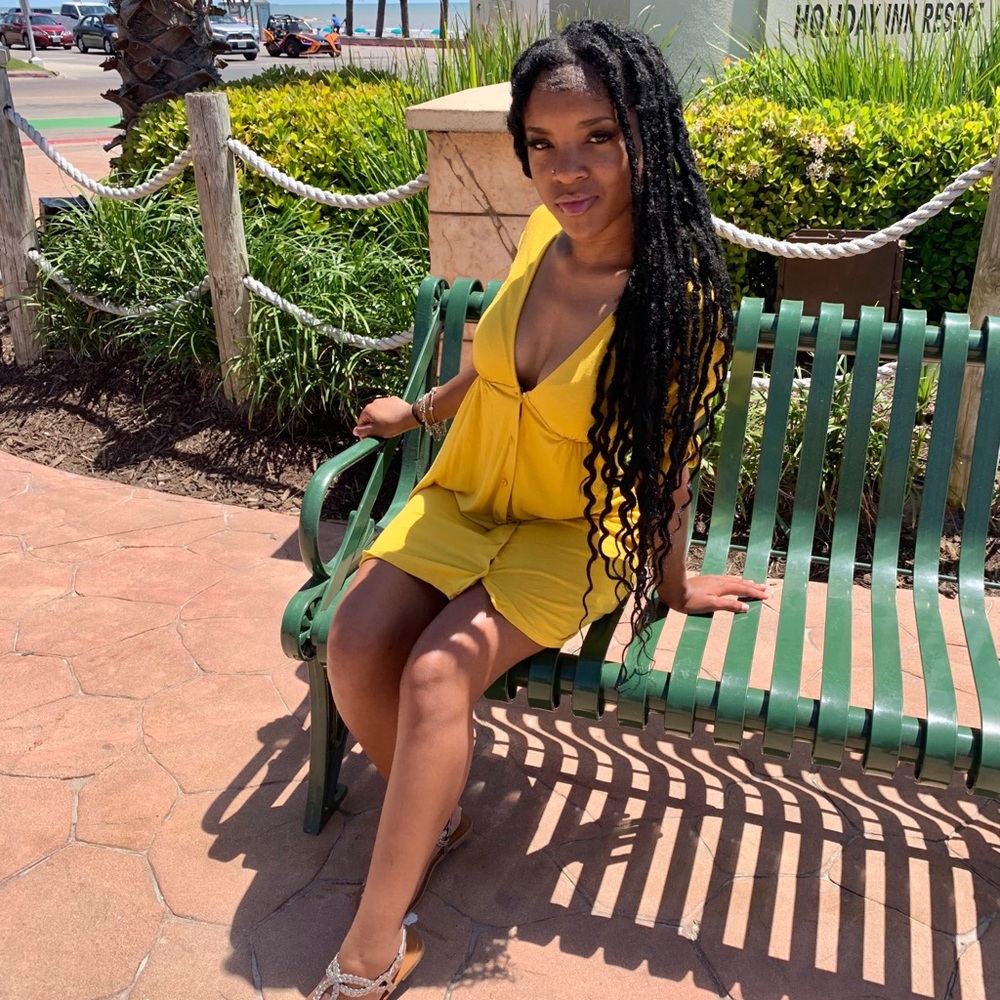 Meet your Posher, Jada
